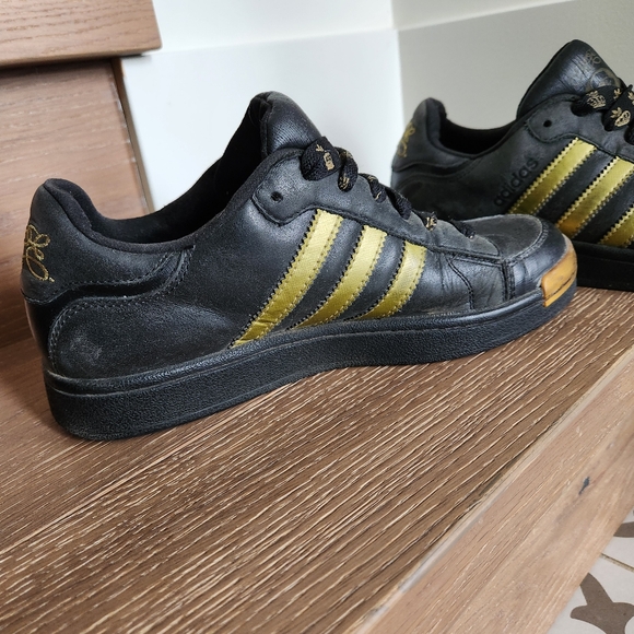 Special Edition Missy Elliot Adidas Shoes - Picture 5 of 7